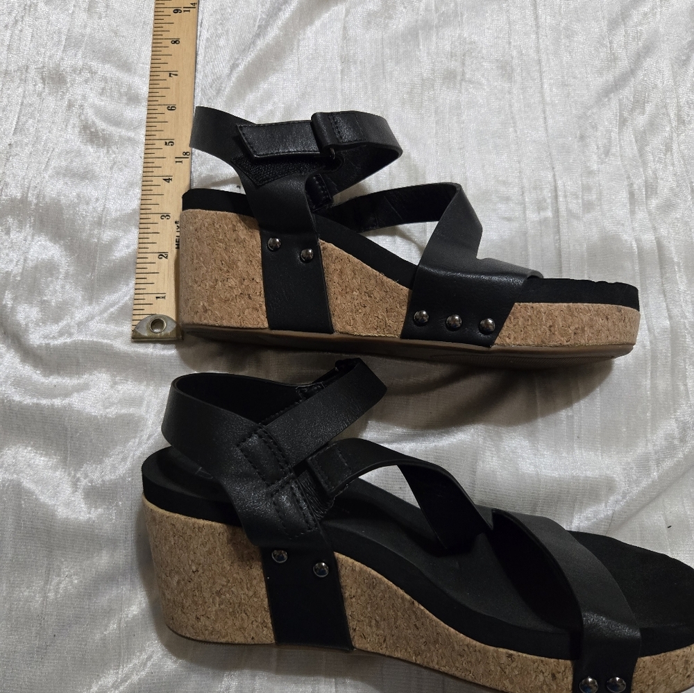 Black Wedge Sandals By Corky Size 8 EUC! Worn Once!! - Picture 5 of 7